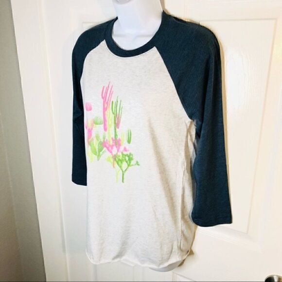 Modcloth Raglan Tee Dessert Cacti Print Grey Blue XS - Picture 10 of 11